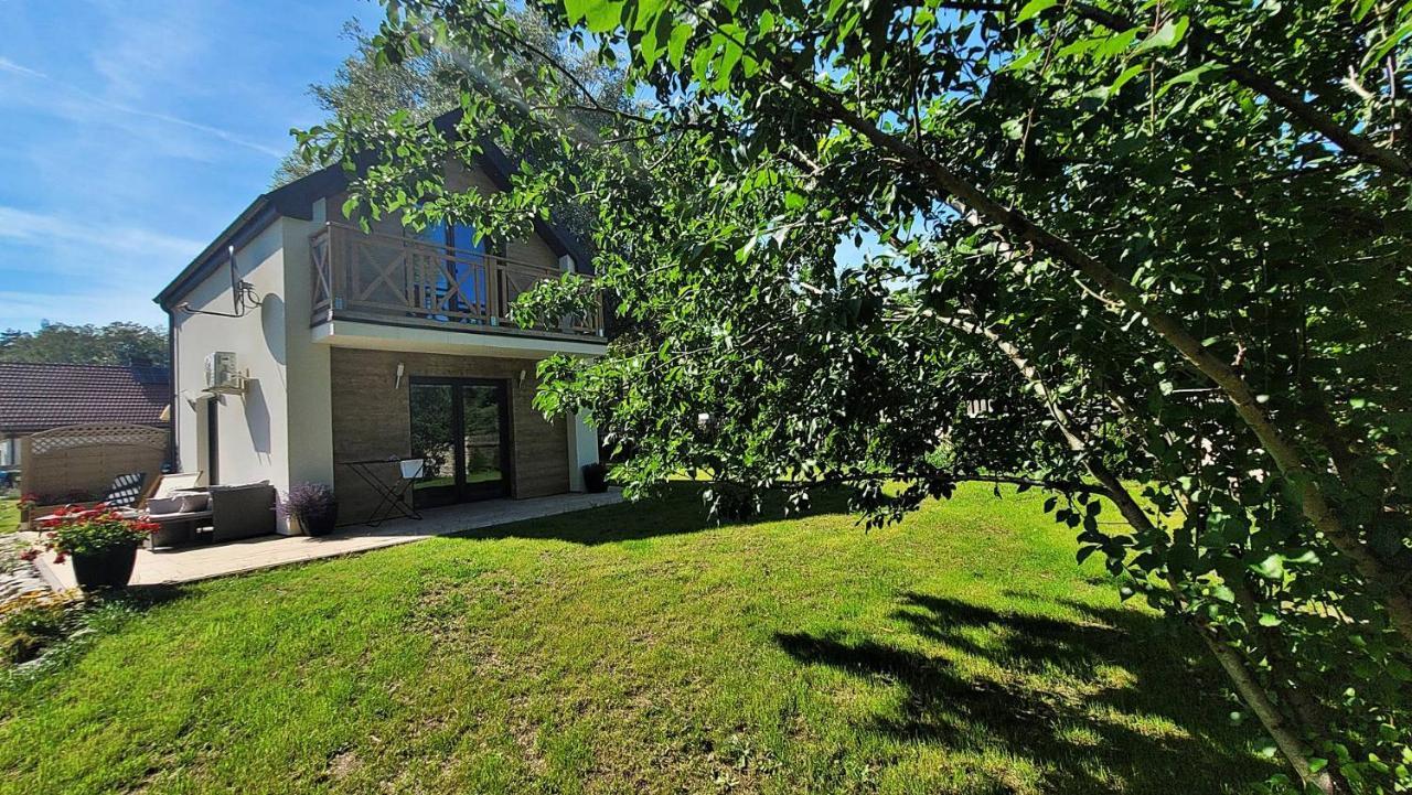 Nadmorska Osada Holiday home Oslonino