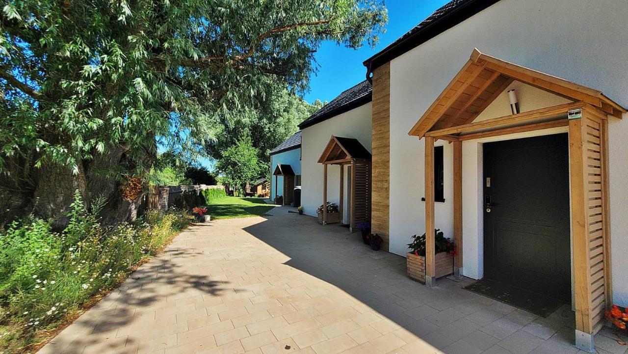 Nadmorska Osada Holiday home Oslonino